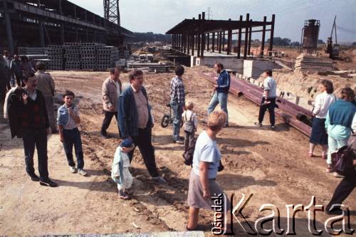 18.09.1989, Warszawa, Polska.
Dzień otwarty na budowie I linii metra. Zwiedzanie Stacji Techniczno-Postojowej 