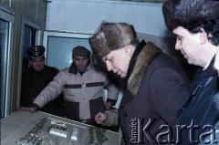 17.12.1983, Warszawa, Polska.
Spotkanie przedstawicieli władz przy makiecie Stacji Techniczno-Postojowej 