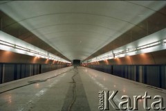 1. połowa lat 90., Warszawa, Polska.
Budowa stacji metra Kabaty.
Fot. Edward Grochowicz, zbiory Ośrodka KARTA