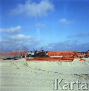 Między 1970 a 1975, Gdańsk, Polska.
Budowa Portu Północnego.
Fot. Edward Grochowicz, zbiory Ośrodka KARTA.
