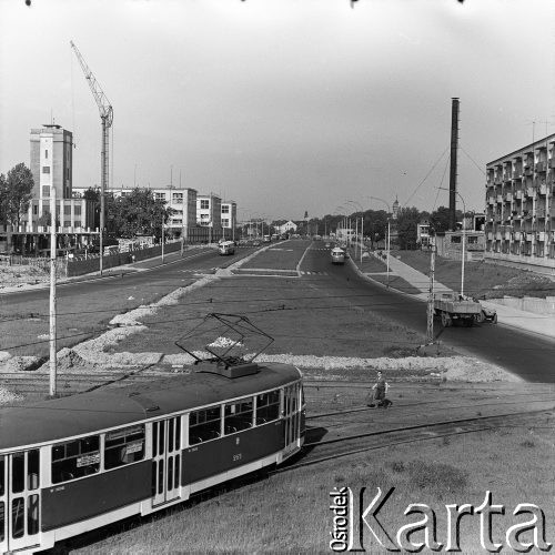 Lata 60., Warszawa, Polska.
Ulica Kasprzaka.
Fot. Edward Grochowicz, zbiory Ośrodka KARTA