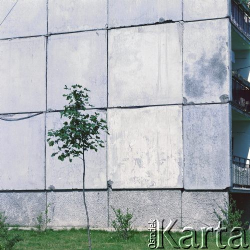 Lata 70., Warszawa, Polska.
Osiedle mieszkaniowe.
Fot. Edward Grochowicz, zbiory Ośrodka KARTA