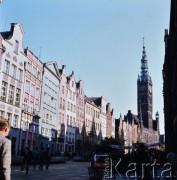 Lata 80., Gdańsk, Polska.
Długi Targ, w głębi Ratusz.
Fot. Edward Grochowicz, zbiory Ośrodka KARTA