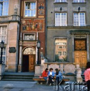 Lata 80., Gdańsk, Polska.
Długi Targ.
Fot. Edward Grochowicz, zbiory Ośrodka KARTA