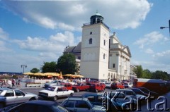 Lata 90., Warszawa, Polska.
Plac Zamkowy, dzwonnica kościoła św. Anny.
Fot. Edward Grochowicz, zbiory Ośrodka KARTA