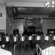 Lata 60., Warszawa, Polska.
Restauracja Kongresowa w Pałacu Kultury i Nauki.
Fot. Edward Grochowicz, zbiory Ośrodka KARTA