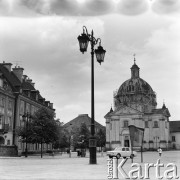 Lata 60., Warszawa, Polska.
Kościół św. Kazimierza na Rynku Nowego Miasta.
Fot. Edward Grochowicz, zbiory Ośrodka KARTA