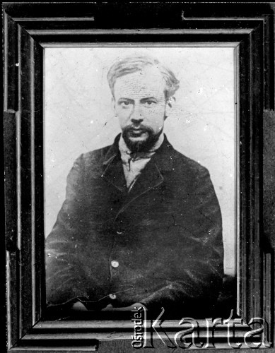1904-1905, Jakuck, Cesarstwo Rosyjskie.
Portret zesłańca.
Fot. NN, kolekcja Zygmunta Lewańskiego, udostępnił Julian Lewański

