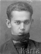 1939, Wilno, Litwa.
Apolinary Kmita, ranny podczas kampanii wrześniowej, po wyjściu ze szpitala.
Fot. NN, zbiory Ośrodka KARTA, udostępniła Eugenia Grzesiak

