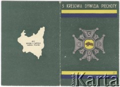 14.08.1946, Wielka Brytania
Legitymacja ppor Zbigniewa Jackowskiego (5 Wileński Pułk Artylerii Lekkiej) upoważniająca do noszenia Odznaki Pamiątkowej 5 Kresowej Dywizji Piechoty. Na okładce Polska w granicach sprzed 1939 roku i hasło: 