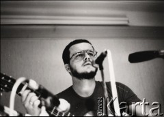 20.09.1983, Szwecja.
Koncert Jacka Kaczmarskiego. 
Fot. NN, zbiory Ośrodka KARTA, przekazali Elżbieta i Jakub Święciccy