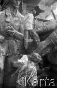 1988-1989, Warszawa, Polska.
Budowa pomnika Powstania Warszawskiego.
Fot. Artur Polit, zbiory Fundacji Ośrodka KARTA
