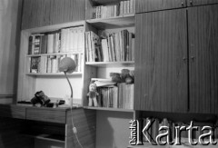 1985-1989, Warszawa, Polska.
Wnętrze mieszkania.
Fot. Artur Polit, zbiory Fundacji Ośrodka KARTA
