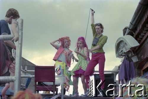 1996-1998, Londyn, Wielka Brytania.
Koncert zespołu na Camden Town.
Fot. Artur Polit, zbiory Fundacji Ośrodka KARTA