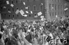 19.06.1988, Warszawa, Polska.
Happening Pomarańczowej Alternatywy 