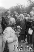 01.05.1989, Warszawa, Polska.
Niezależna manifestacja pierwszomajowa z udziałem kandydatów na posłów i senatorów z ramienia opozycji, Wybrzeże Gdańskie.
Fot. Artur Polit, zbiory Fundacji Ośrodka KARTA