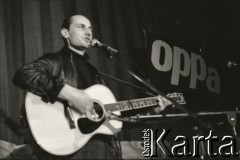 18-20.11.1988, Warszawa, Polska.
Ogólnopolski Przegląd Piosenki Autorskiej OPPA, klub studencki Uniwersytetu Warszawskiego Hybrydy.
Fot. Artur Polit, zbiory Fundacji Ośrodka KARTA