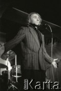 18-20.11.1988, Warszawa, Polska.
Ogólnopolski Przegląd Piosenki Autorskiej OPPA, klub studencki Uniwersytetu Warszawskiego Hybrydy, n/z Jerzy Kryszak.
Fot. Artur Polit, zbiory Fundacji Ośrodka KARTA