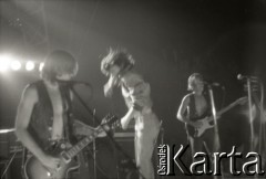 1988-1989, Warszawa, Polska.
Zespół Stalin Staccato, namiot cyrku Intersalto.
Fot. Artur Polit, zbiory Fundacji Ośrodka KARTA