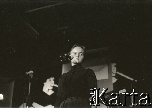 18-20.11.1988, Warszawa, Polska.
Ogólnopolski Przegląd Piosenki Autorskiej OPPA, klub studencki Uniwersytetu Warszawskiego Hybrydy.
Fot. Artur Polit, zbiory Fundacji Ośrodka KARTA