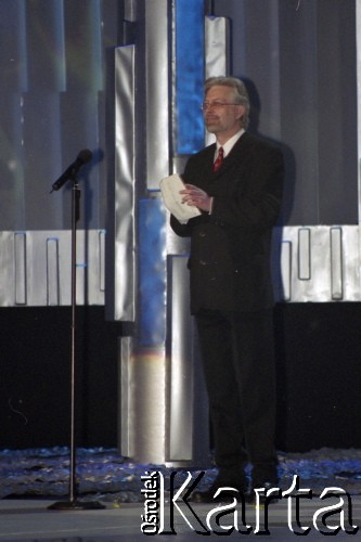 03.03.2003, Warszawa, Polska.
Gala Nagród Akademii Telewizyjnej Wiktory 2002 w Teatrze Wielkim, n/z Tomasz Raczek.
Fot. Artur Polit, zbiory Fundacji Ośrodka KARTA