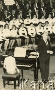 13.06.1965, Birmingham, Anglia, Wielka Brytania.
Występ chórów Polskiego Koła Katolickiego Lutnia i Echo.
Fot. NN, udostępniła Zdzisława Śledzińska, zbiory Ośrodka KARTA