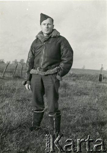 Ok. 1944, Wielka Brytania.
Julian Michalski, nawigator 304 Dywizjonu Bombowego 