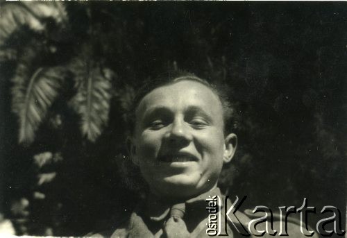 1945-1946, Włochy.
Jan Pawłowski z 8 Pułku Artylerii Przeciwlotniczej.
Fot. NN, udostępnili Barbara i Jan Pawłowscy, zbiory Ośrodka KARTA
