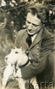 1946, Poulton Hall, Wielka Brytania.
Porucznik pilot Mieczysław Stachiewicz po zwolnieniu ze służby w Polskich Siłach Powietrznych.
Fot. NN, udostępnił Mieczysław Stachiewicz, zbiory Ośrodka KARTA