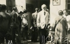 1943, okolice Pasargady, Iran.
Podpis oryginalny: 