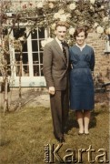 1960-1961, Anglia, Wielka Brytania.
Ewa i Stefan Petrusewiczowie. 
Fot. NN, udostępnili Ewa i Stefan Petrusewiczowie, zbiory Ośrodka KARTA