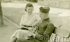 Czerwiec 1940, Francja.
Pułkownik Tadeusz Münnich z żoną Ireną przed wyjazdem do Wielkiej Brytanii.
Fot. Krzysztof Münnich, udostępnił Krzysztof Münnich, zbiory Ośrodka KARTA