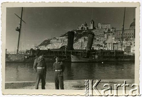 1945-1946, Ankona, Zjednoczone Królestwo Włoch.
Żołnierze 4 Pułku Pancernego 