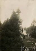Początek lat 30., Rzeczpospolita Polska.
Park.
Fot. NN, kolekcja Larysy Zajączkowskiej-Mitznerowej, zbiory Ośrodka KARTA