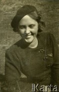 1936-1939, Puszcza Mariańska, woj. warszawskie, Rzeczpospolita Polska.
Larysa Zajączkowska.
Fot. NN, kolekcja Larysy Zajączkowskiej-Mitznerowej, zbiory Ośrodka KARTA