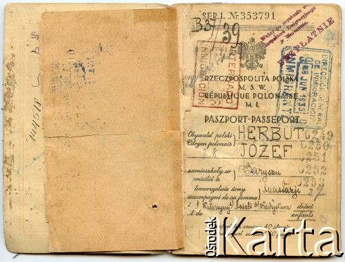 6.05.1935, Buczacz, Polska.
Paszport małżeństwa Józefa i Anastazji Herbutów oraz ich dzieci Katarzyny, Anieli i Władysława. Rodzina do 1935 r. mieszkała w Baryszu. Dokument został wystawiony przed ich wyjazdem do prowincji Chaco w Argentynie.
Fot. NN, zbiory Władysława Herbuta, reprodukcje cyfrowe w Bibliotece Polskiej im. Ignacego Domeyki w Buenos Aires (Biblioteca Polaca Ignacio Domeyko) i w Ośrodku KARTA w Warszawie.