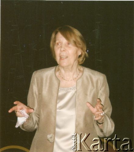 Brak daty, Londyn, Anglia, Wielka Brytania.
Prof. dr hab. Halina Taborska filolog, filozof i historyk sztuki, od 2011 roku rektor Polskiego Uniwersytetu na Obczyźnie.
Fot. NN, kolekcja Polskiego Uniwersytetu na Obczyźnie w Londynie, zbiory Ośrodka KARTA