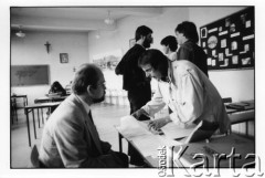 25–28.08.1988, Kraków, Polska.
Międzynarodowa Konferencja Praw Człowieka, odbywająca się w kościele św. Maksymiliana Marii Kolbego w Mistrzejowicach.
Fot. Stanisław Kulawiak, zbiory Ośrodka KARTA