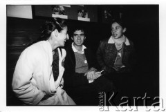 25–28.08.1988, Kraków, Polska.
Uczestnicy Międzynarodowej Konferencji Praw Człowieka, odbywającej się w kościele św. Maksymiliana Marii Kolbego w Mistrzejowicach.
Fot. Stanisław Kulawiak, zbiory Ośrodka KARTA