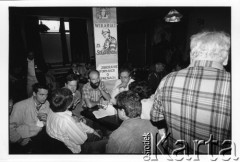 25–28.08.1988, Kraków, Polska.
Międzynarodowa Konferencja Praw Człowieka, odbywająca się w kościele św. Maksymiliana Marii Kolbego w Mistrzejowicach.
Fot. Stanisław Kulawiak, zbiory Ośrodka KARTA