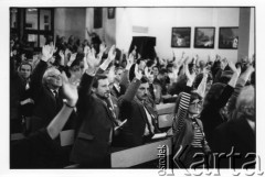 25–28.08.1988, Kraków, Polska.
Międzynarodowa Konferencja Praw Człowieka, odbywająca się w kościele św. Maksymiliana Marii Kolbego w Mistrzejowicach.
Fot. Stanisław Kulawiak, zbiory Ośrodka KARTA  

