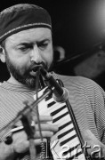 28.11.1998, Kalisz, Polska.
25. Międzynarodowy Festiwal Pianistów Jazzowych. Michaił Alperin Moscow Art Trio. Na zdjęciu pianista Michaił Alperin.
Fot. Stanisław Kulawiak, zbiory Ośrodka KARTA