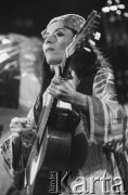 29.11.1998, Kalisz, Polska.
25. Międzynarodowy Festiwal Pianistów Jazzowych. Występ Timna Brauer (na zdjęciu) i Elias Meiri.
Fot. Stanisław Kulawiak, zbiory Ośrodka KARTA