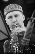 27.11.1999, Kalisz, Polska.
26. Międzynarodowy Festiwal Pianistów Jazzowych. Na zdjęciu saksofonista Wojciech Staroniewicz.
Fot. Stanisław Kulawiak, zbiory Ośrodka KARTA