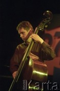 25.11.2000, Kalisz, Polska.
27. Międzynarodowy Festiwal Pianistów Jazzowych. Na zdjęciu Adam Cegielski.
Fot. Stanisław Kulawiak, zbiory Ośrodka KARTA