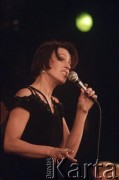 26.11.2000, Kalisz, Polska.
27. Międzynarodowy Festiwal Pianistów Jazzowych. Na zdjęciu Ewa Uryga.
Fot. Stanisław Kulawiak, zbiory Ośrodka KARTA