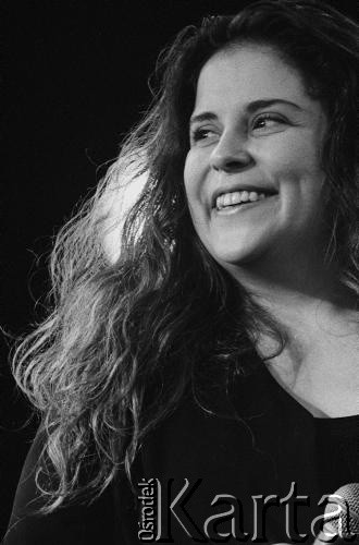 30.11.2001, Kalisz, Polska.
28. Międzynarodowy Festiwal Pianistów Jazzowych. Na zdjęciu Sibel Koese.
Fot. Stanisław Kulawiak, zbiory Ośrodka KARTA