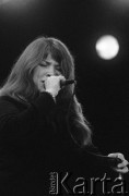 29.11.2003, Kalisz, Polska.
30. Międzynarodowy Festiwal Pianistów Jazzowych. Występ Christine Tobin Quartet, na zdjęciu wokalistka i kompozytorka Christine Tobin.
Fot. Stanisław Kulawiak, zbiory Ośrodka KARTA