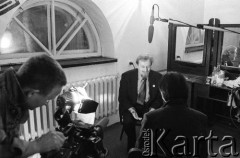 30.11.2003, Kalisz, Polska.
30. Międzynarodowy Festiwal Pianistów Jazzowych. Wywiadu udziela pianista Adam Makowicz.
Fot. Stanisław Kulawiak, zbiory Ośrodka KARTA
