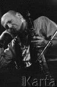 30.11.2003, Kalisz, Polska.
30. Międzynarodowy Festiwal Pianistów Jazzowych. Występują Marc Copland i Dave Liebman Duo. Na zdjęciu Dave Liebman.
Fot. Stanisław Kulawiak, zbiory Ośrodka KARTA